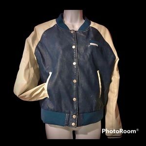 As seen on TEEN WOLF! Woman’s NWT MEMBERS ONLY Varsity Jacket size L